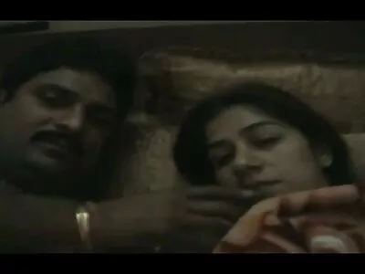 అమీ ఆండర్సన్ యొక్క భారీ తెలుగు సెక్స్ డాట్ కాం గాడిద ఒక హార్డ్ కాక్ తో డ్రిల్లింగ్ అవుతుంది.