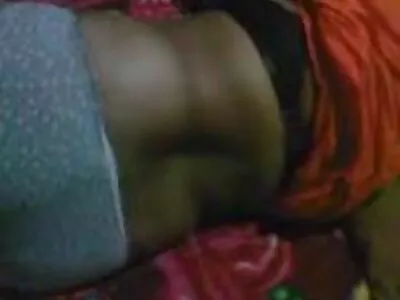 అమాయకంగా కనిపించే అమ్మాయిని తెలుగు sexx హంక్ కొట్టింది